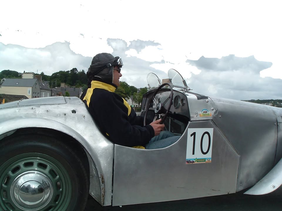 RASSEMBLEMENT DE VEHICULES ANCIENS